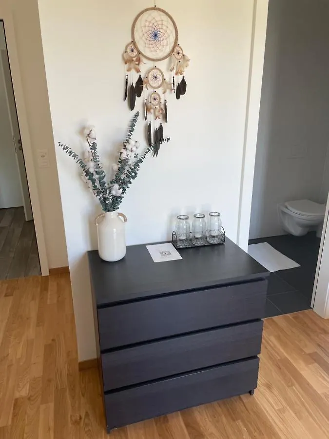 Private Bedroom And Bathroom In Shared Appartment Genève Schweiz