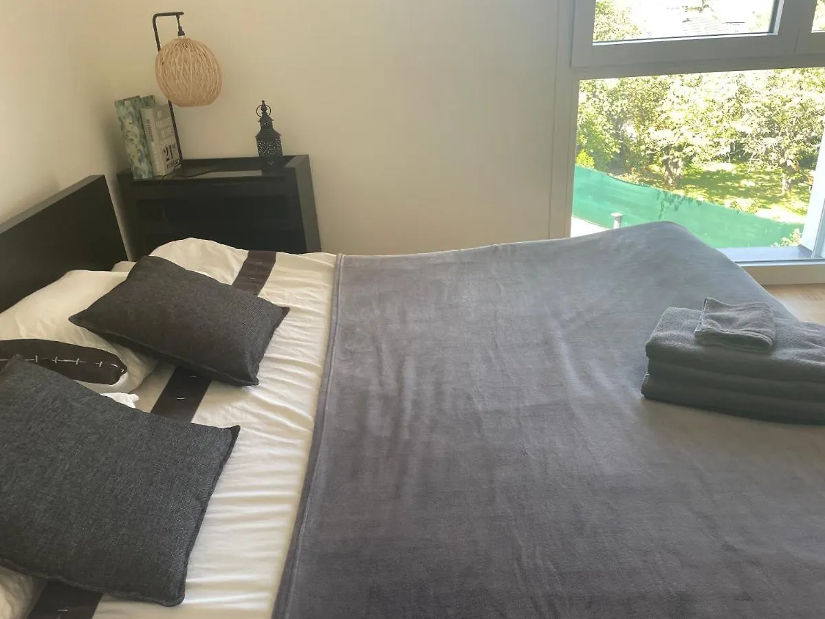 Private Bedroom And Bathroom In Shared Appartment Genève Gæstehus